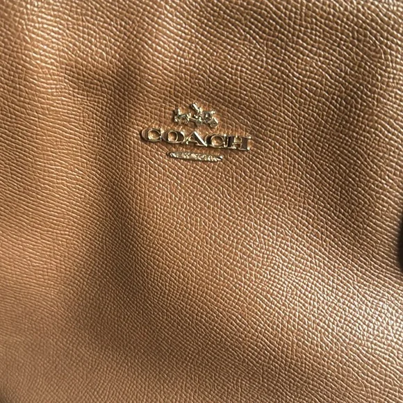 Coach City Zip Tote - Picture 13 of 14